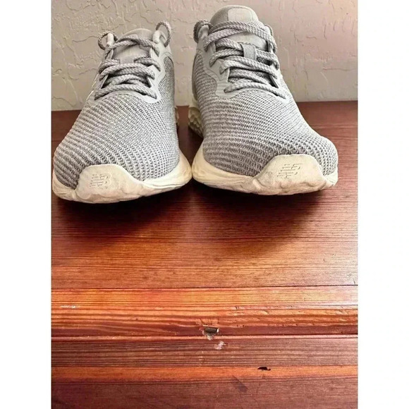 New Balance Fresh Foam Arishi v4 Men’s Running Shoes Size 9.5 Gray WARISAG4 - Picture 7 of 10